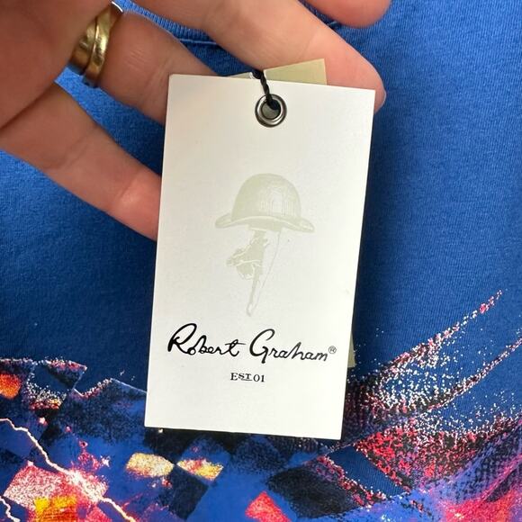 Robert Graham T-Shirt Douvier Racing Graphic Blue Size Men's Medium NWT - Picture 7 of 8